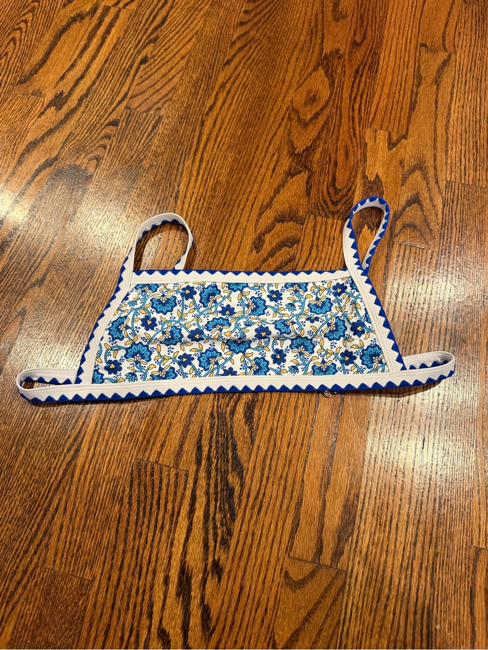 SHEIN Blue White Floral Bikini Top